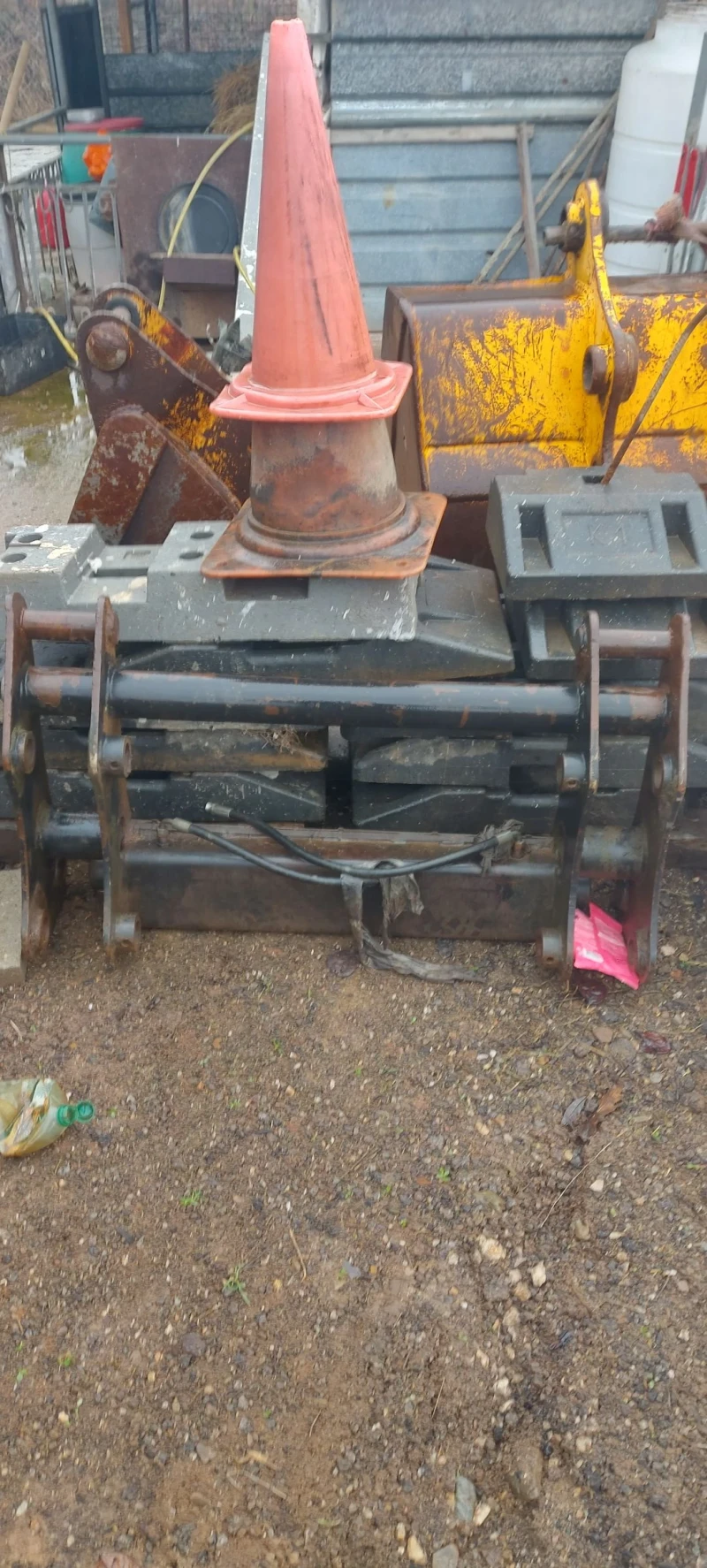 Багер New Holland LB115.B, снимка 7 - Индустриална техника - 53295863