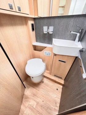 Кемпер HYMER / ERIBA Master Line I 780,  SLS-шаси КЛИМАТИК ALDE, снимка 15