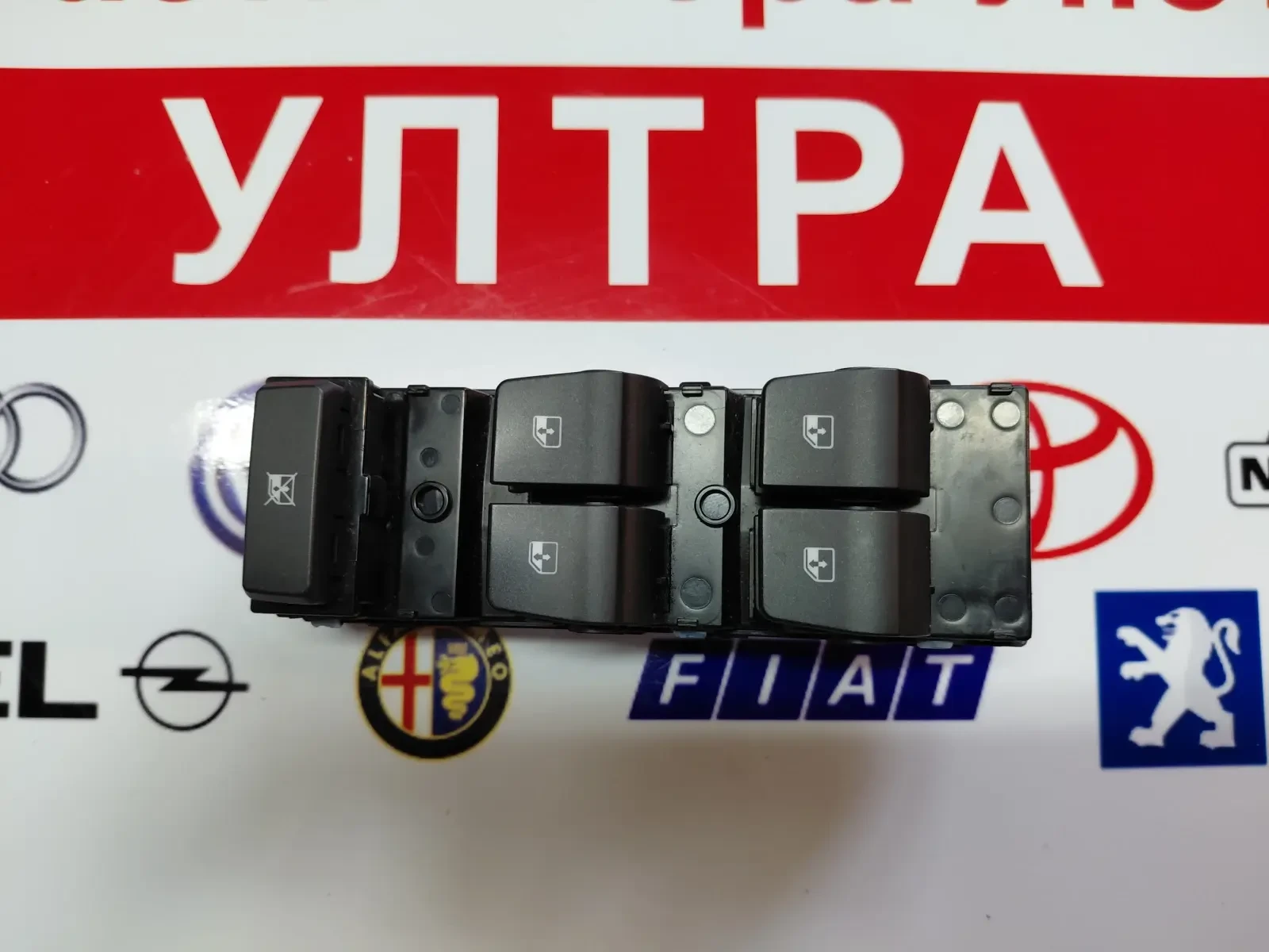 93571G3030 Панел / бутони ел.стъкла за Hyundai I30 III 1.5 T-GDI 93571G3030
