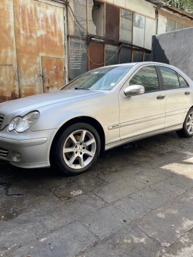 Mercedes-Benz C 220, снимка 7