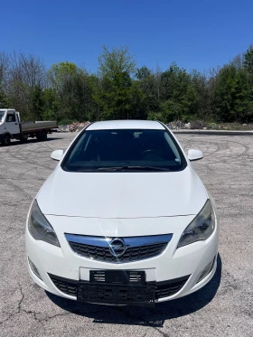 Обява за продажба на Opel Astra J 1.7 CDTI ~10 198 лв. - изображение 2