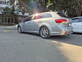 Обява за продажба на Toyota Avensis ~13 700 лв. - изображение 1