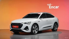 ������ Audi E-Tron