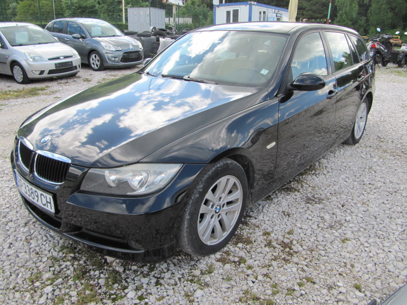 BMW 318, снимка 3 - Автомобили и джипове - 45714946
