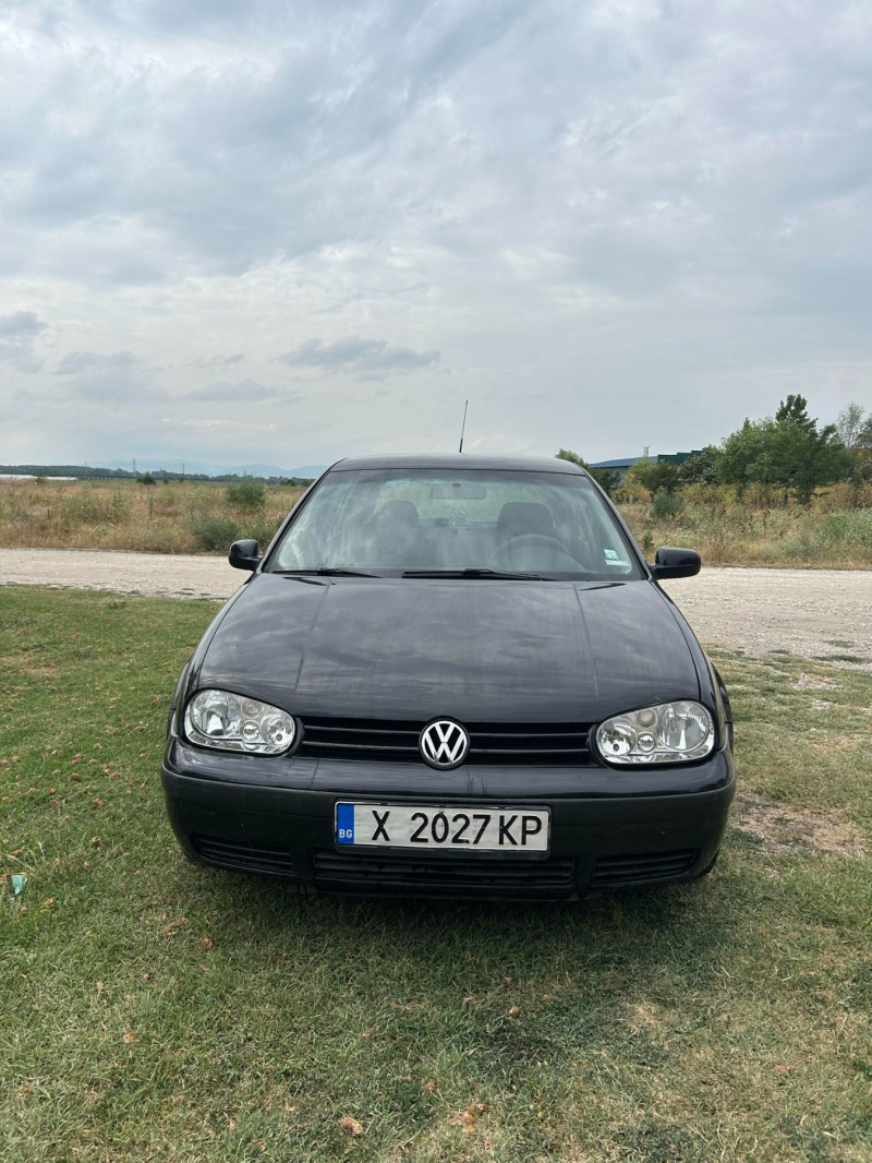 VW Golf, снимка 2 - Автомобили и джипове - 46437313
