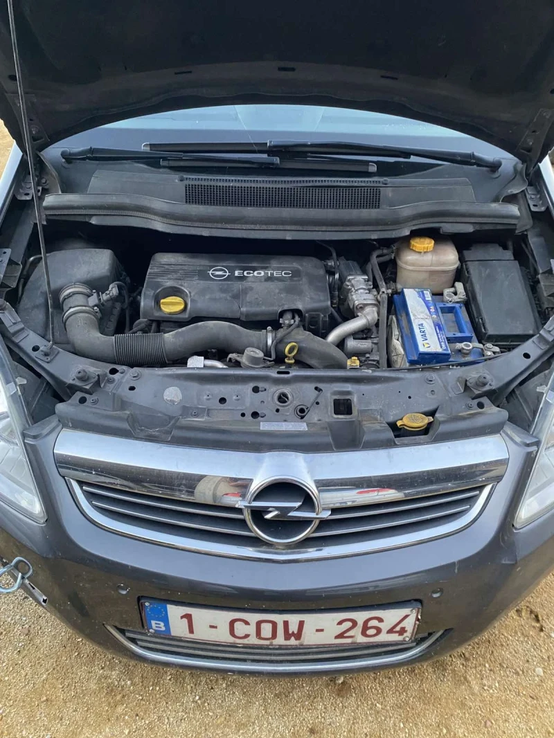 Opel Zafira 1.7 6speed, снимка 4 - Автомобили и джипове - 48562925