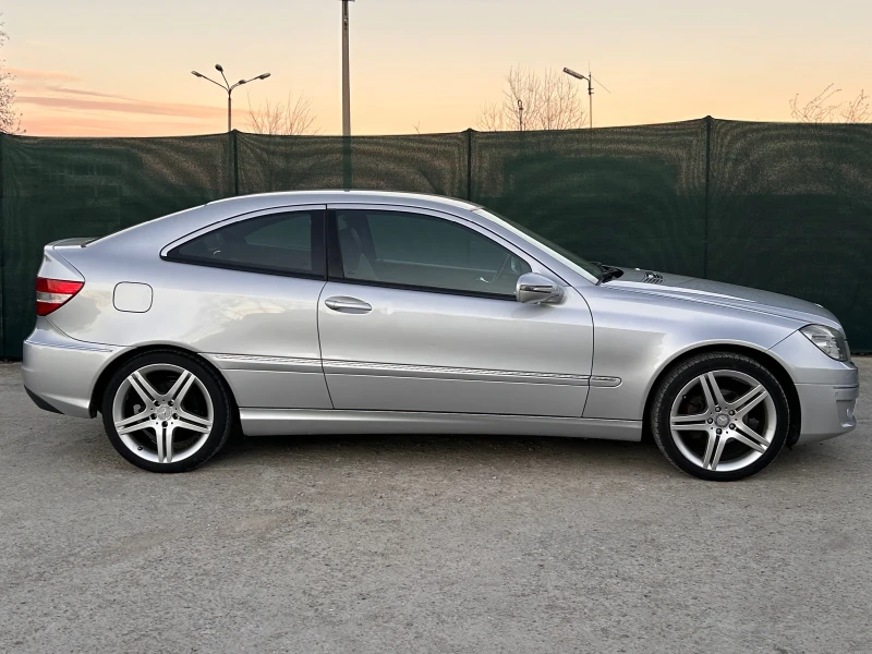 Mercedes-Benz CLC 180, снимка 5 - Автомобили и джипове - 48382533