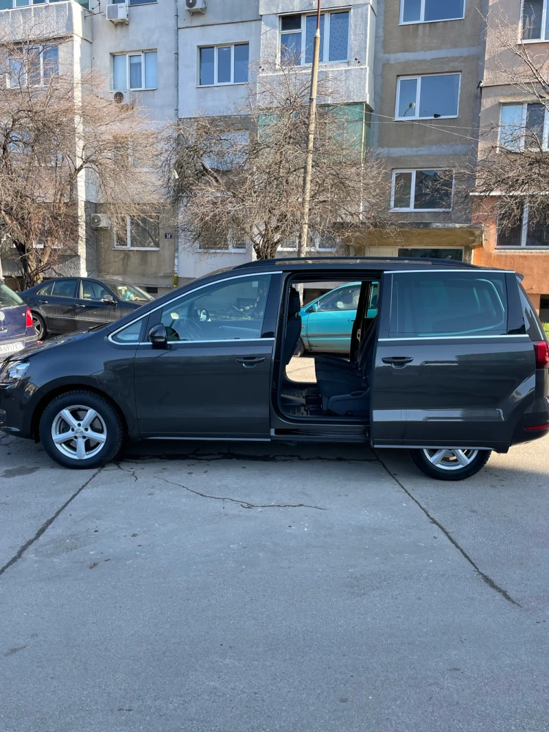 VW Sharan, снимка 4 - Автомобили и джипове - 48952229