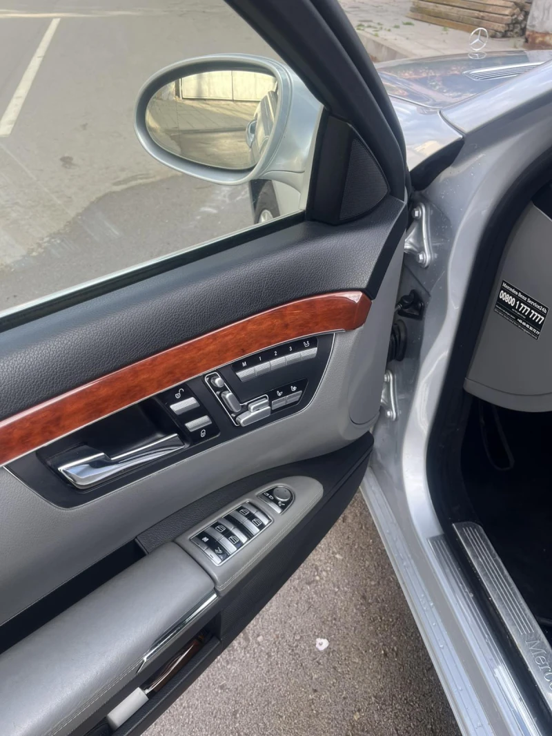 Mercedes-Benz S 320, снимка 8 - Автомобили и джипове - 52645395