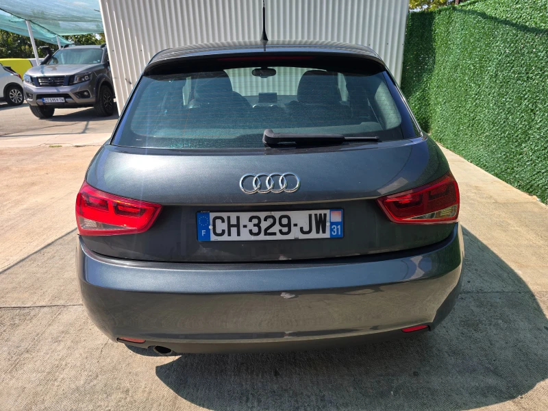 Audi A1 1.6TDI* S line* NAVI, снимка 4 - Автомобили и джипове - 51647340