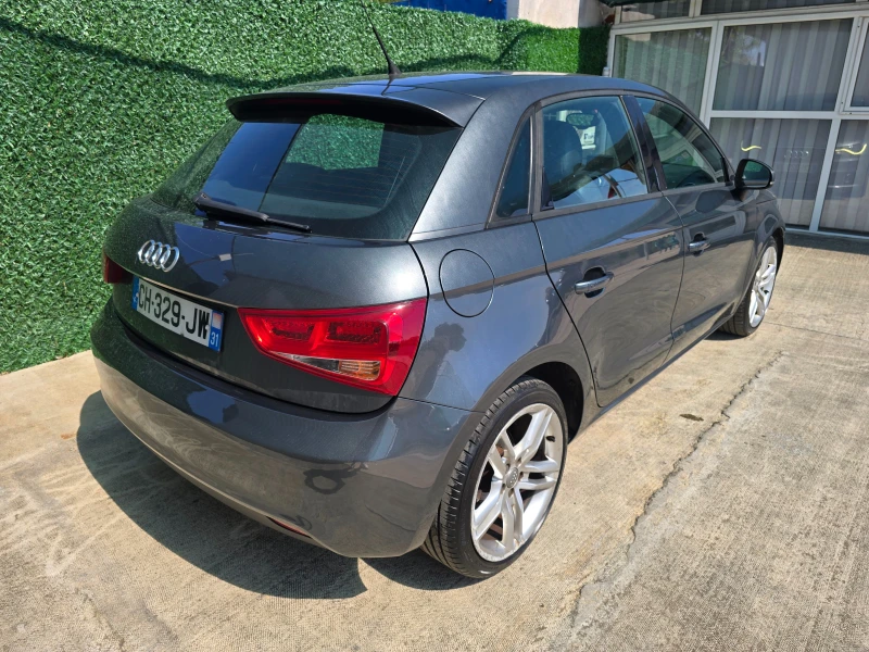 Audi A1 1.6TDI* S line* NAVI, снимка 5 - Автомобили и джипове - 51647340
