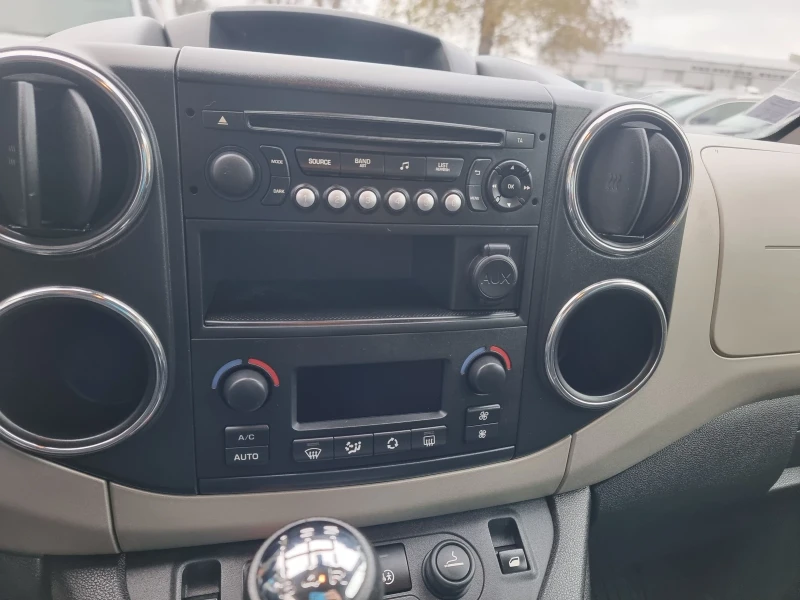 Citroen Berlingo 1, 6HDI, снимка 12 - Автомобили и джипове - 52395567