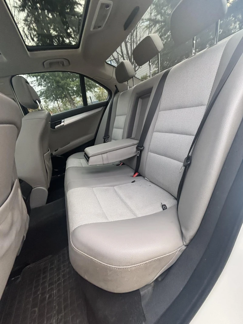 Mercedes-Benz C 220 NAVI/Panorama, снимка 9 - Автомобили и джипове - 53182028