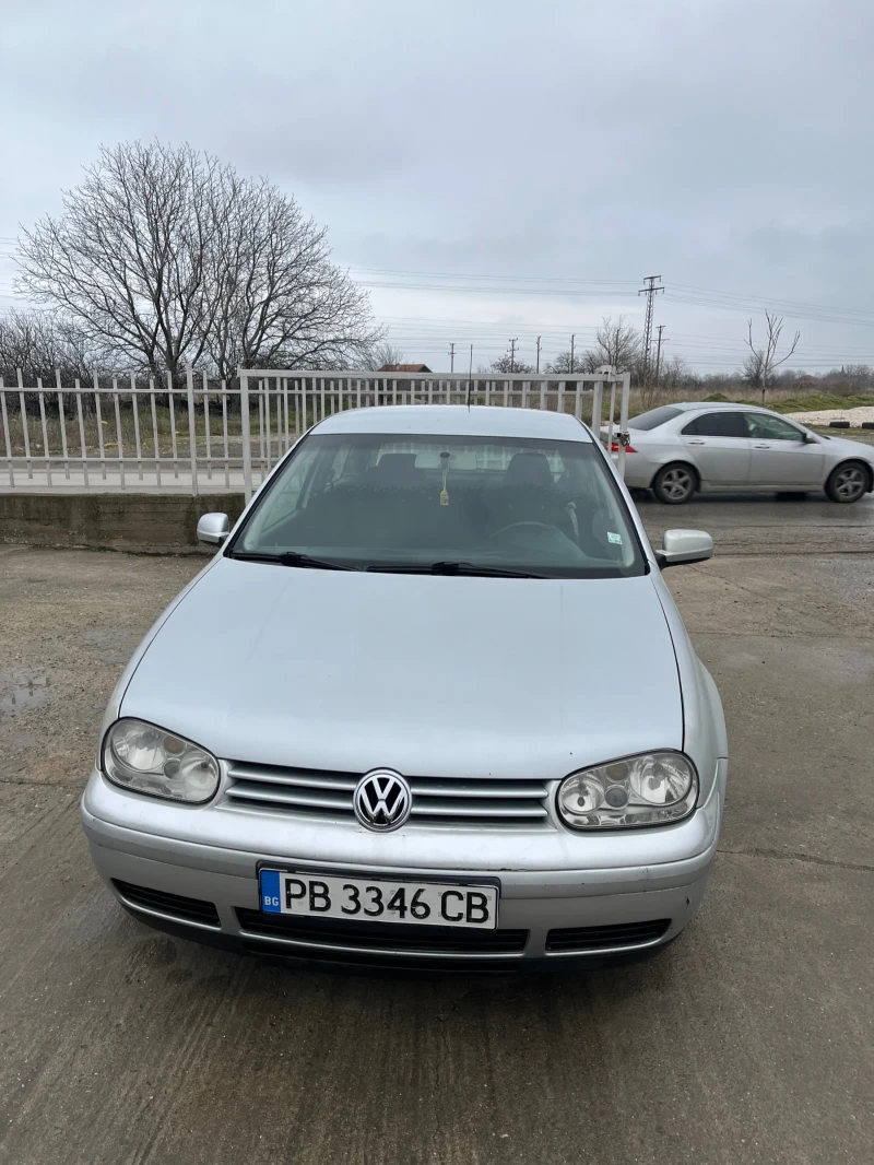 VW Golf, снимка 7 - Автомобили и джипове - 53295312