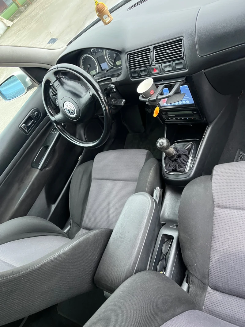 VW Golf, снимка 10 - Автомобили и джипове - 53295312