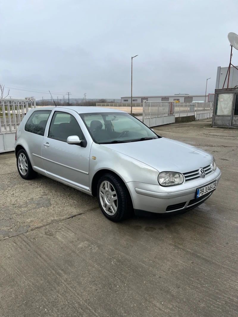 VW Golf, снимка 4 - Автомобили и джипове - 53295312