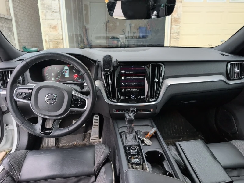 Volvo S60 * R Design * CARFAX * БЕЗ ПЪРВОНАЧАЛНА ВНОСКА, снимка 13 - Автомобили и джипове - 52962582