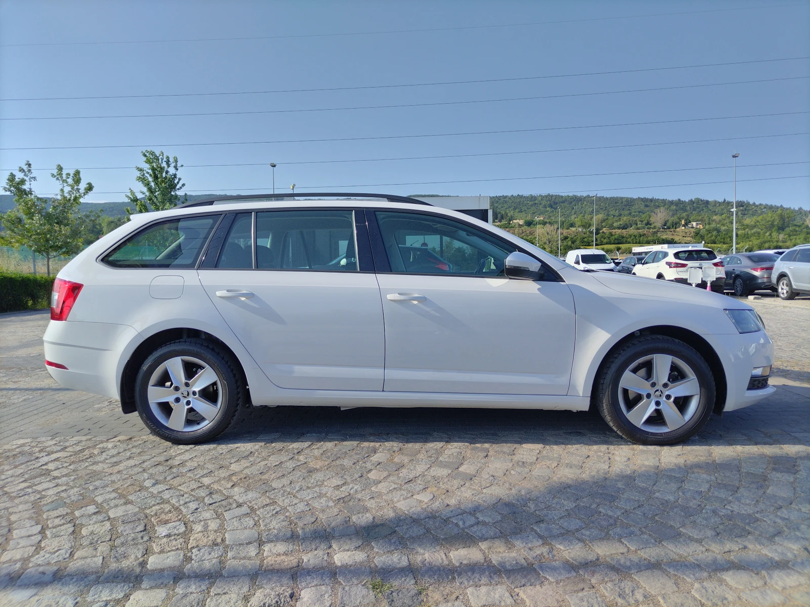 Skoda Octavia 2.0TDI/150k.c/DSG - изображение 4