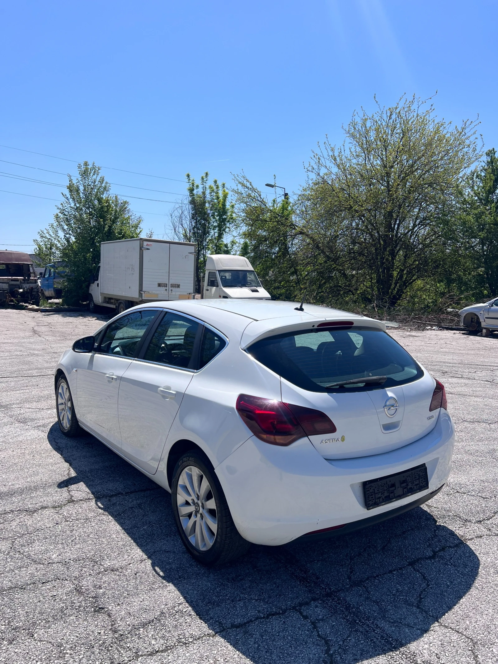 Opel Astra J 1.7 CDTI - изображение 6