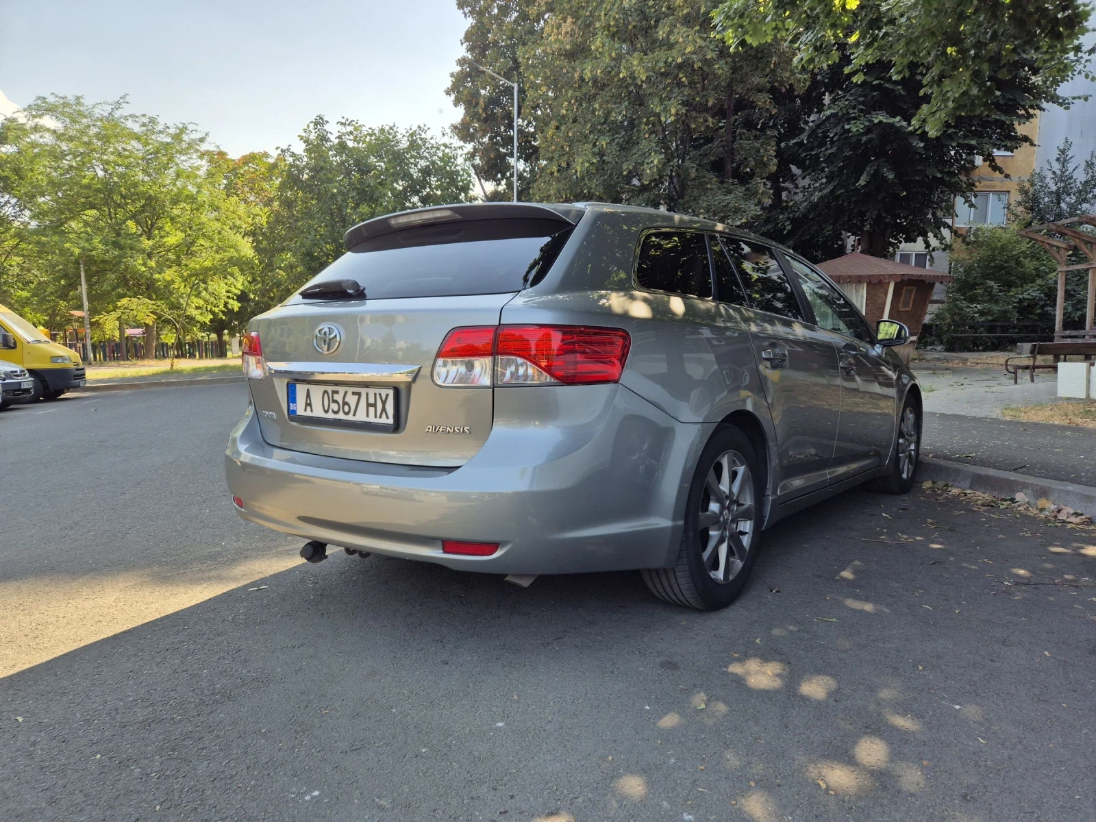 Toyota Avensis  - изображение 5