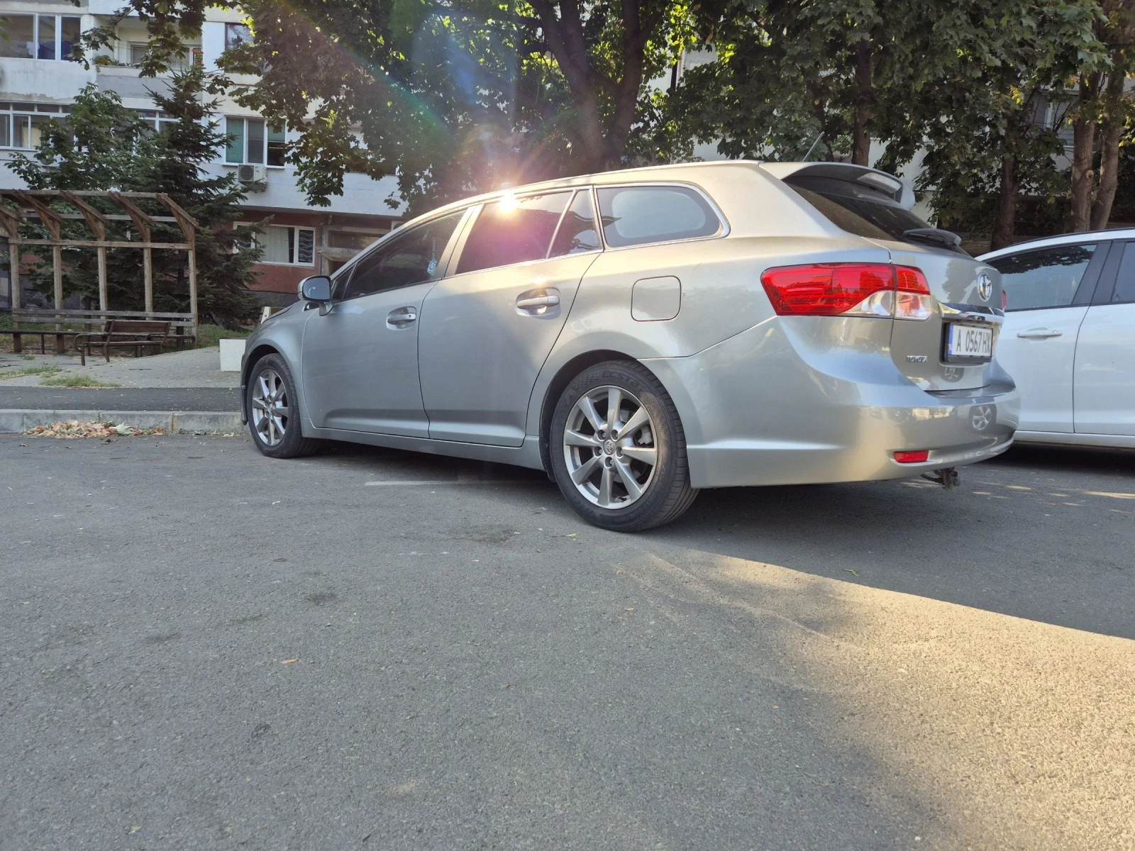 Toyota Avensis  - изображение 2