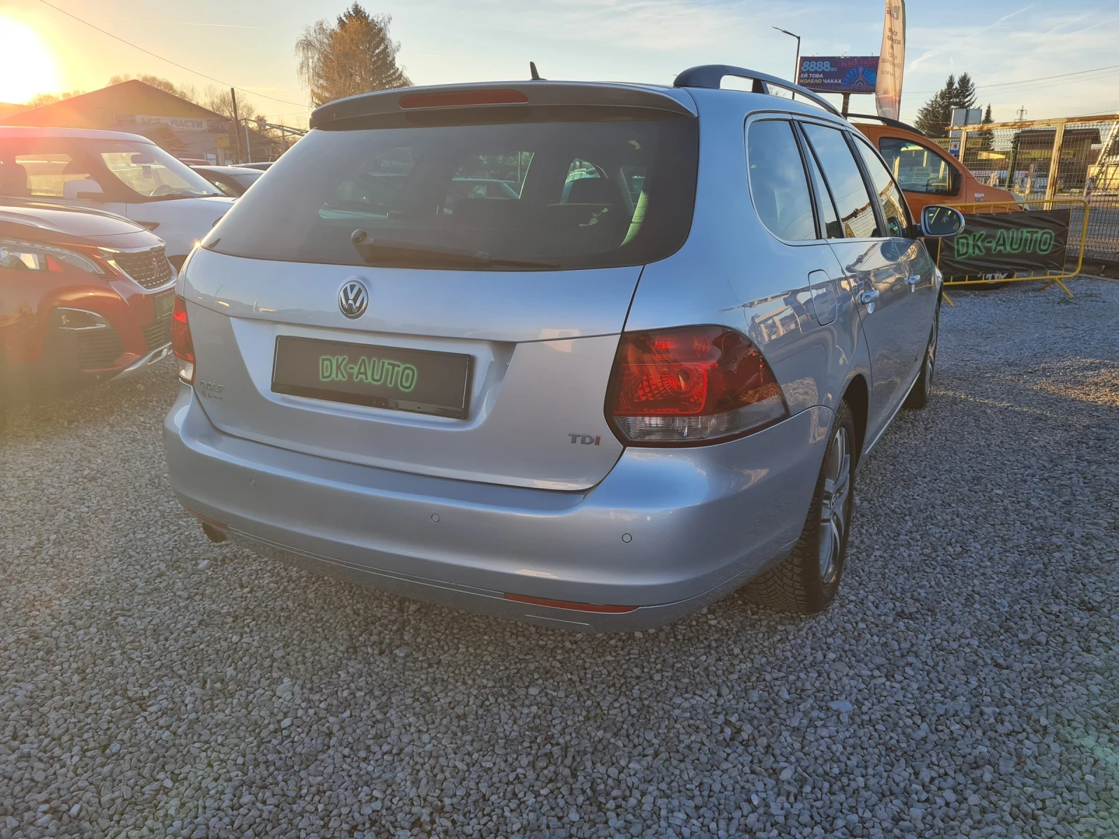 VW Golf 1.6TDI HIGHLINE!!TEMPOMAT!!PARKTRONIC!!CLIMATRONIC | Mobile.bg   6