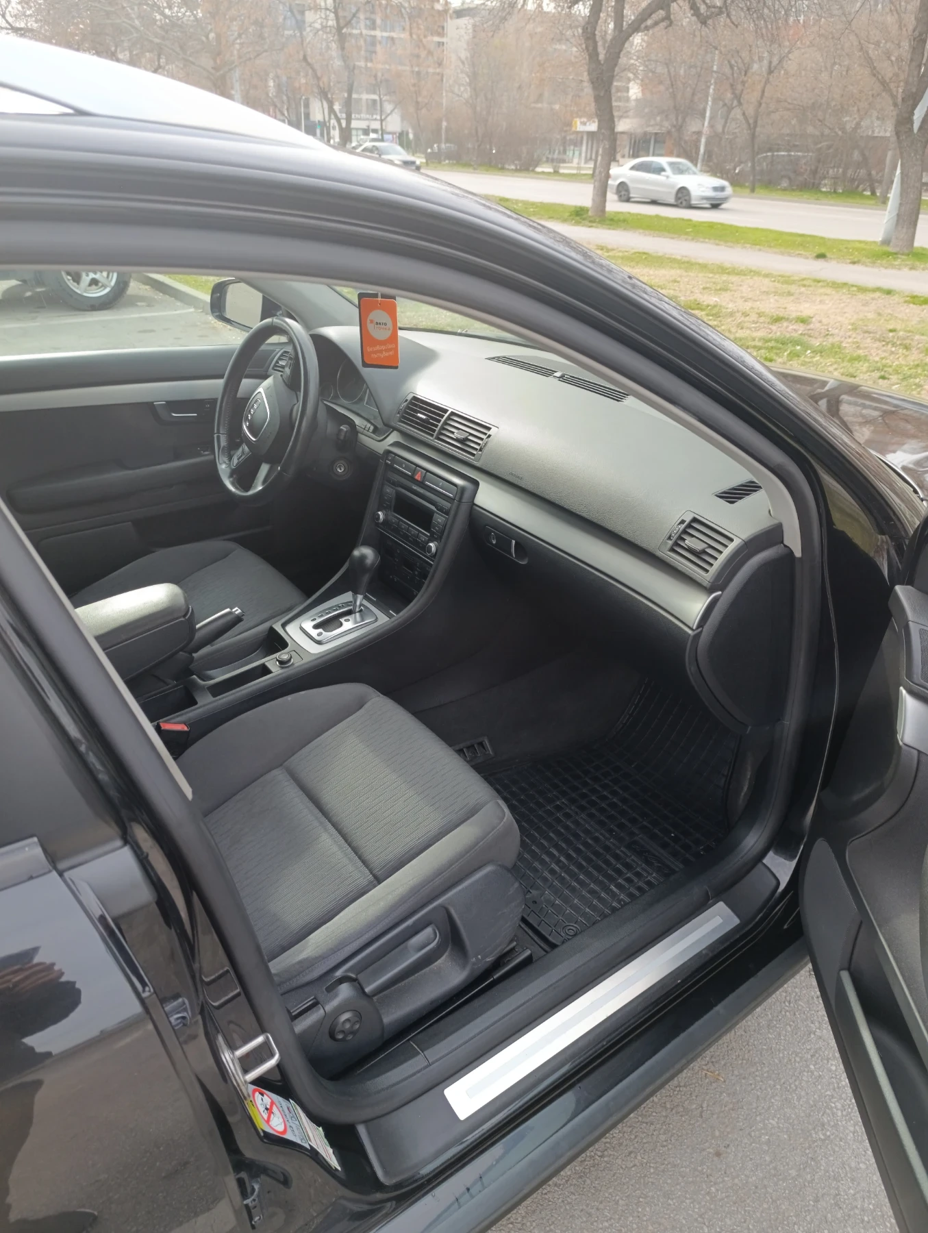 Audi A4  - изображение 6