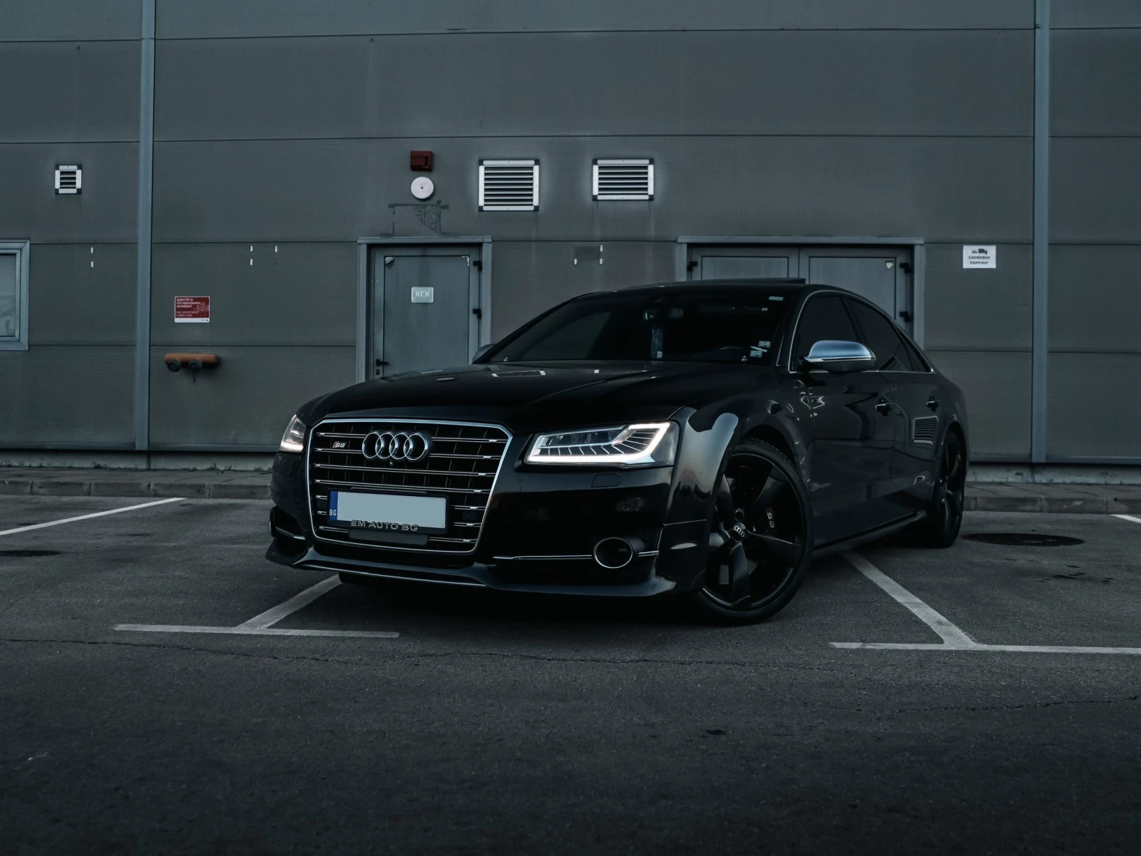 Audi S8 MATRIX PLUS