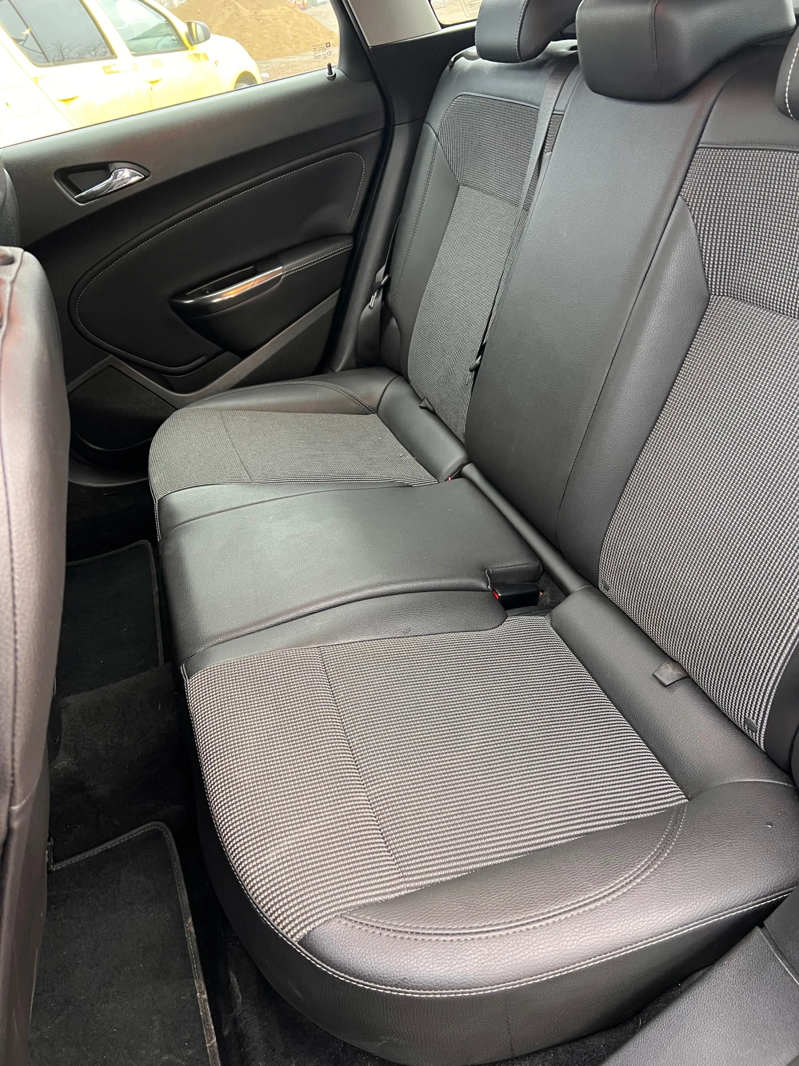 Opel Astra 1.7 125к.с., снимка 7 - Автомобили и джипове - 53839779