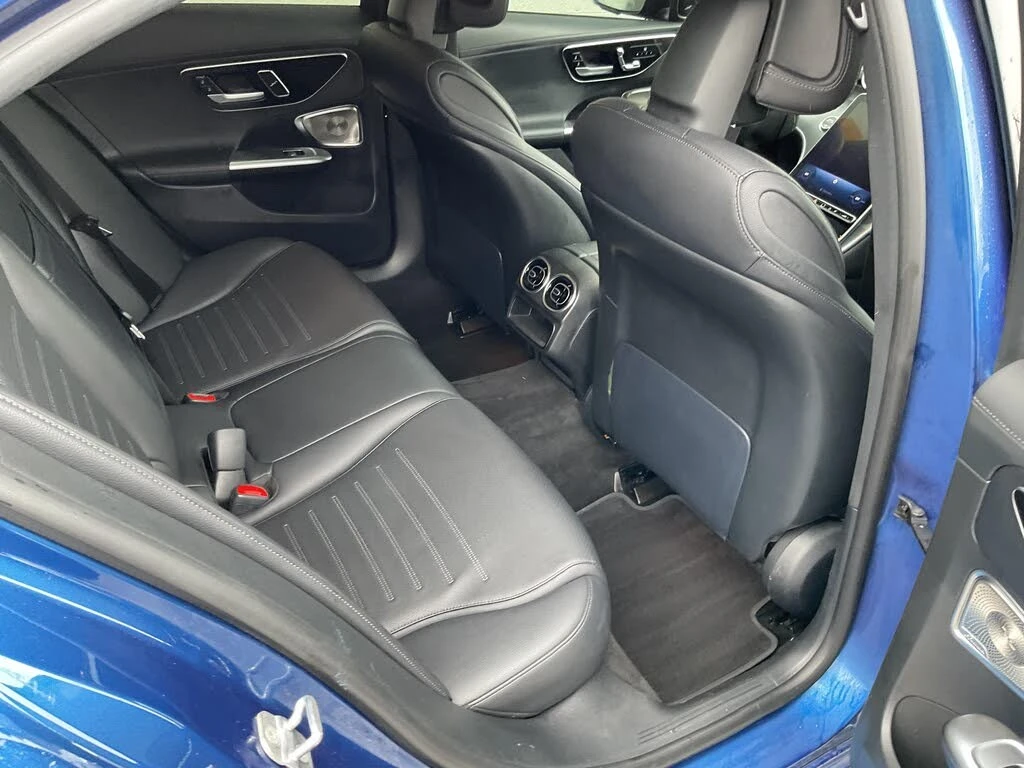 Mercedes-Benz C 300 * AMG Line * HeadUp * * AвтоКредит* (ЦЕНА ДО БГ), снимка 9 - Автомобили и джипове - 53958296