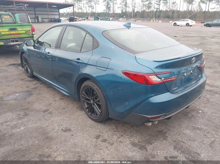 Toyota Camry 2.5l Se, снимка 3 - Автомобили и джипове - 54318565