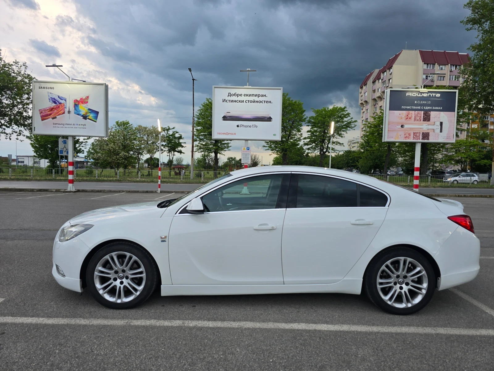 Opel Insignia 2.0 Bi-Turbo OPC-Line, снимка 3 - Автомобили и джипове - 54703303