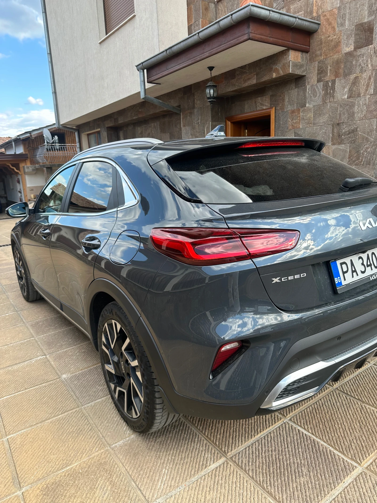 Kia XCeed Executive В гаранция, снимка 3 - Автомобили и джипове - 54824163