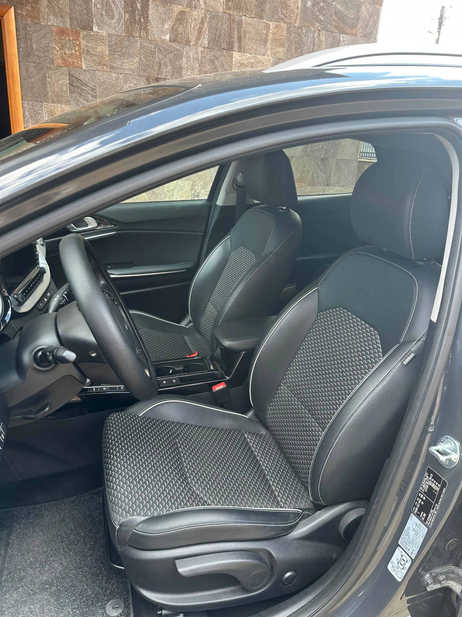 Kia XCeed Executive В гаранция, снимка 9 - Автомобили и джипове - 54824163