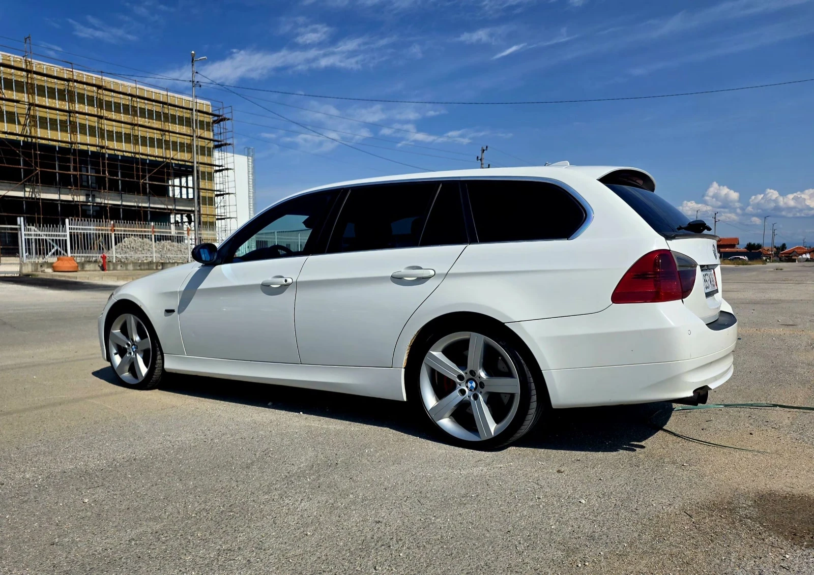 BMW 325 xi, снимка 16 - Автомобили и джипове - 55402244