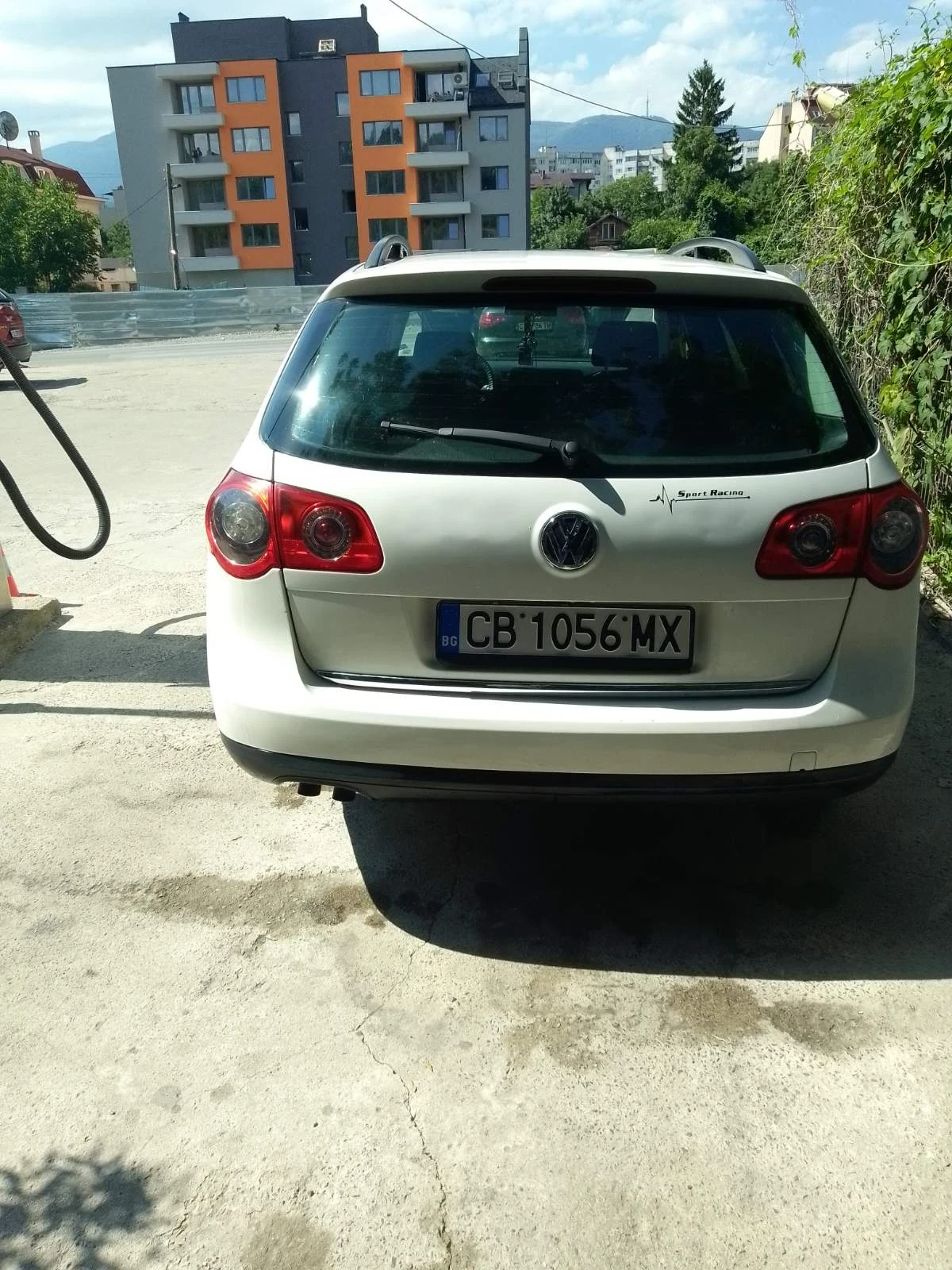 VW Passat 1.9 Обслужен, снимка 5 - Автомобили и джипове - 55688843