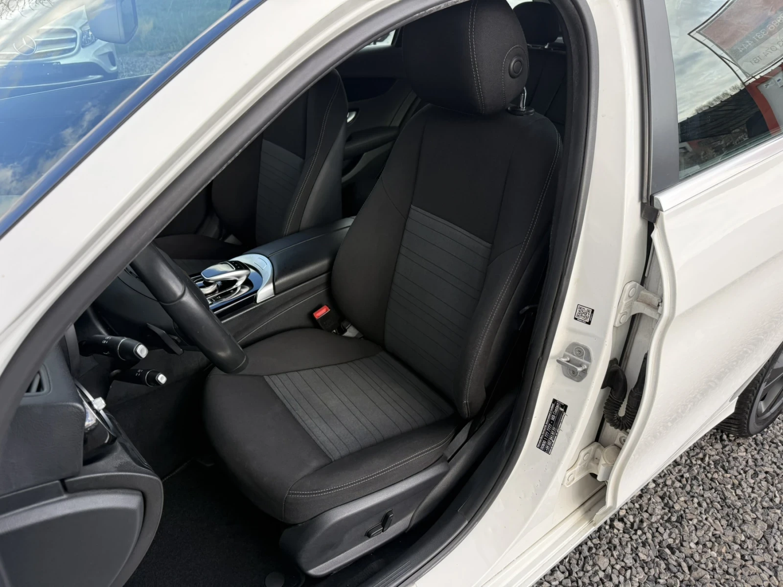Mercedes-Benz C 200, снимка 8 - Автомобили и джипове - 55713205