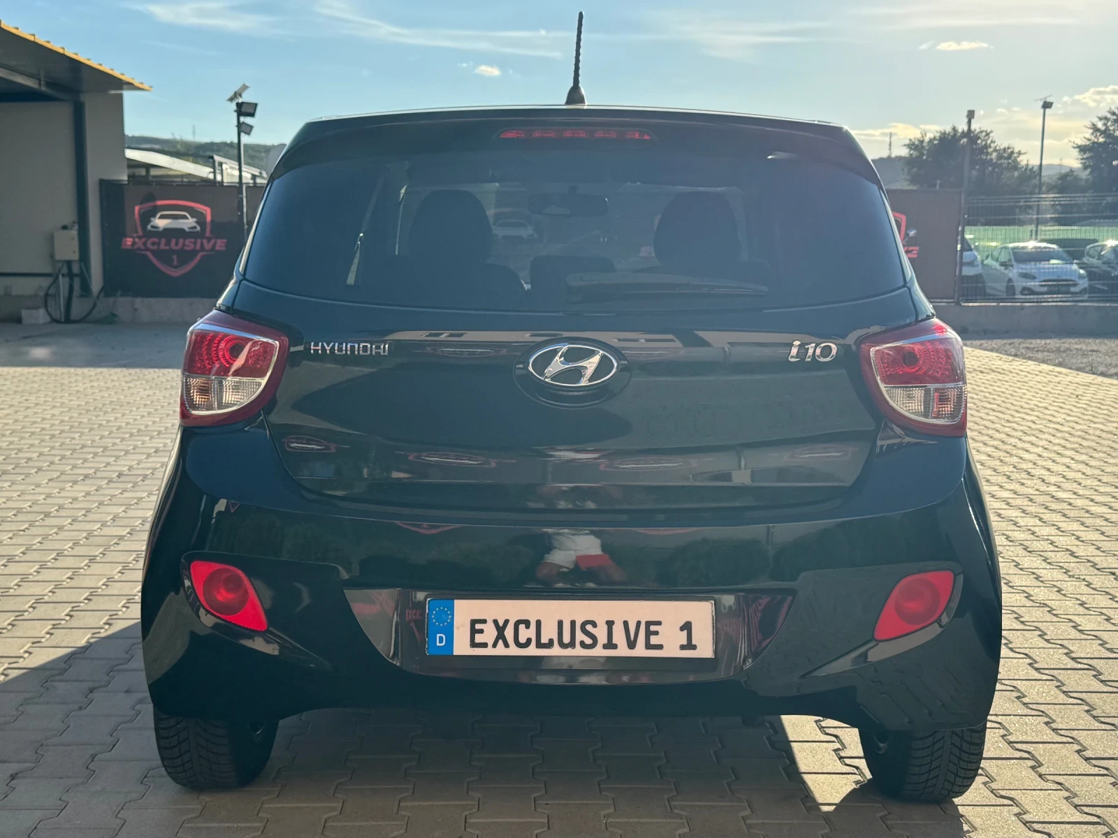 Hyundai I10 1.2i PASSION, снимка 4 - Автомобили и джипове - 55963162