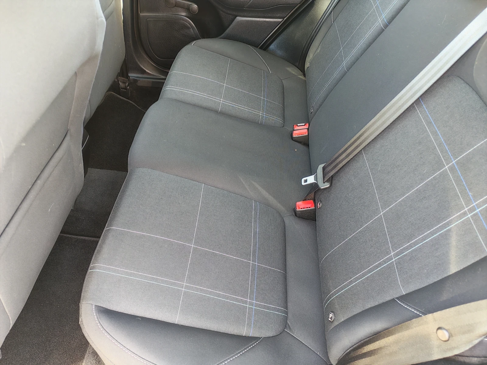Ford Fiesta 1.5 Tdci, снимка 14 - Автомобили и джипове - 56578161