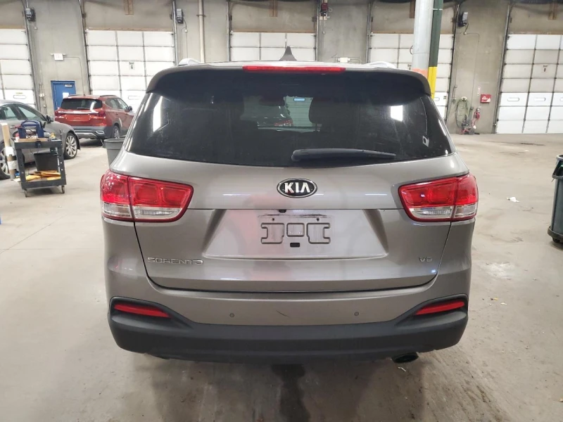 Kia Sorento LX 3.3L 4x4, снимка 6 - Автомобили и джипове - 48236563