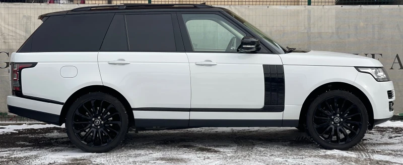 Land Rover Range rover * AUTOBIOGRAPHY* 4.4* SDV8* 22INCH* TV* PANO* , снимка 5 - Автомобили и джипове - 48754013