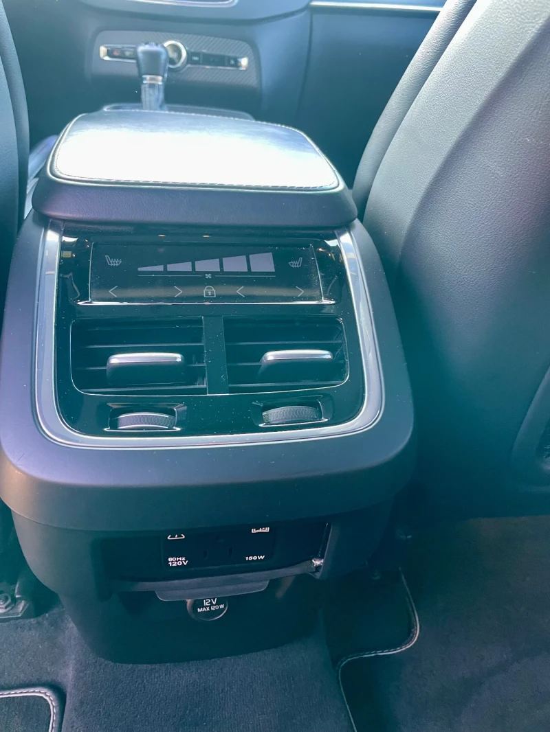 Volvo Xc90 T6 R- design/Polestar/7 Seater, снимка 10 - Автомобили и джипове - 52805686