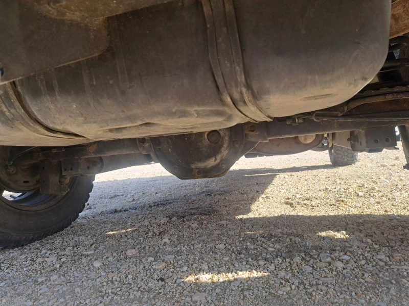 Jeep Cherokee Sport 2.5, снимка 9 - Автомобили и джипове - 53259231