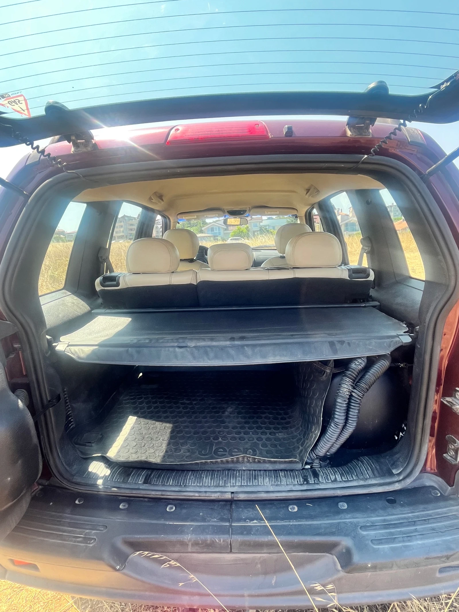 Jeep Cherokee Sport - изображение 4