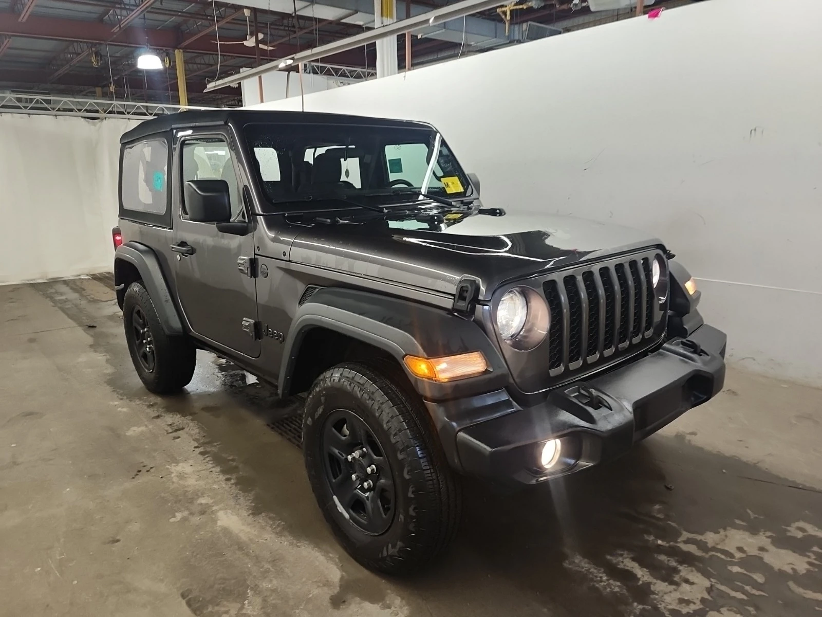 Jeep Wrangler SPORT * * CARFAX * * АВТО КРЕДИТ * *  - изображение 3