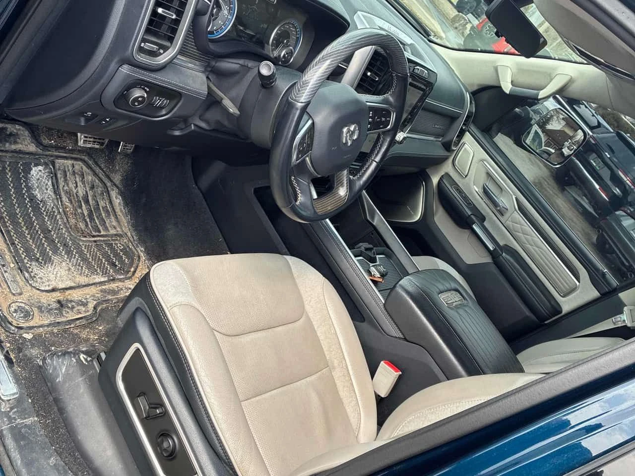 Dodge RAM 1500 * Limited * PANO* KEYLESS* ПОДГРЕВ* , снимка 5 - Автомобили и джипове - 54151465