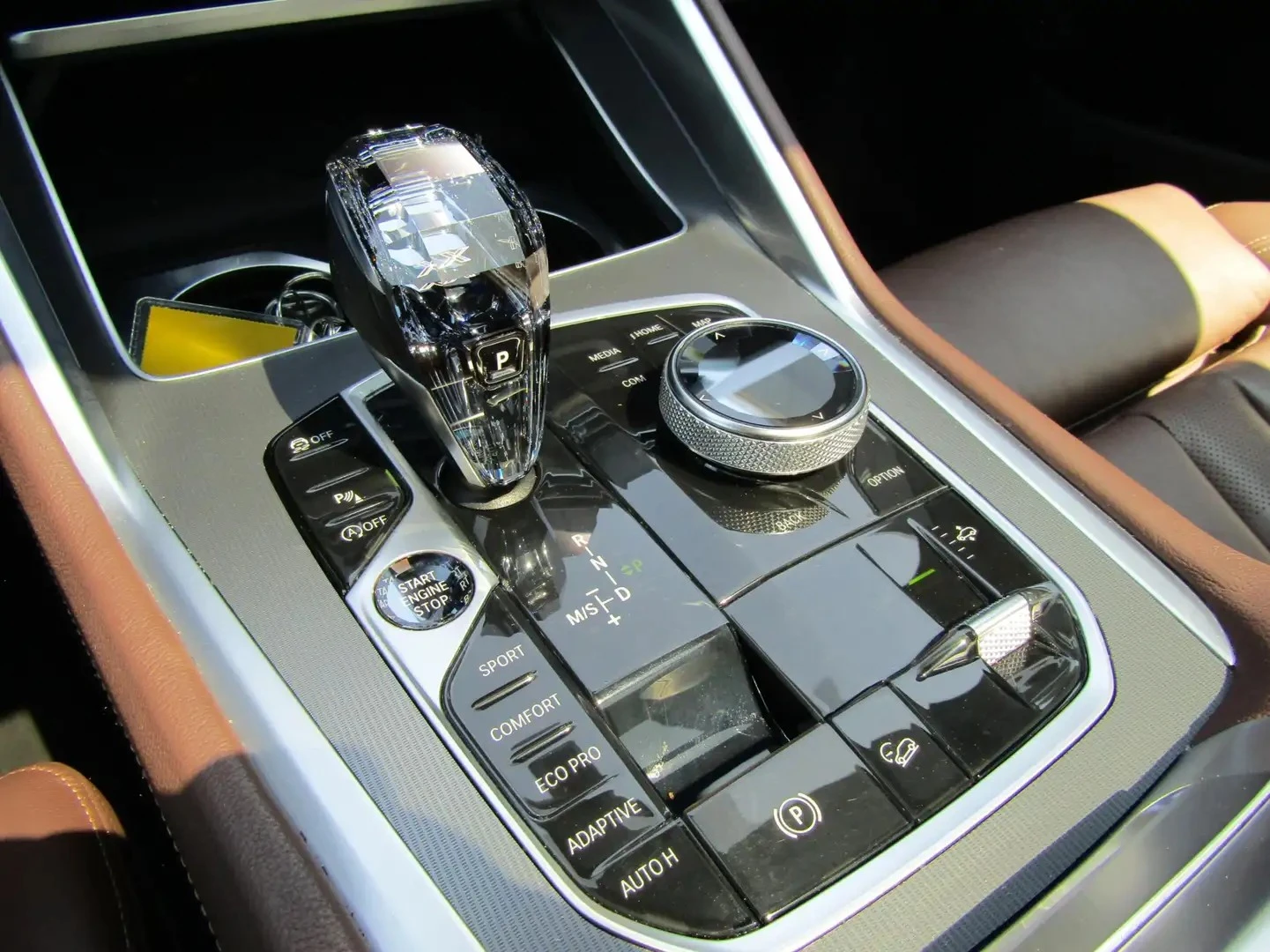 BMW X6 XDRIVE40I / M-PKG / CRYSTAL SHIFTER / AIR SUSP, снимка 16 - Автомобили и джипове - 54427205