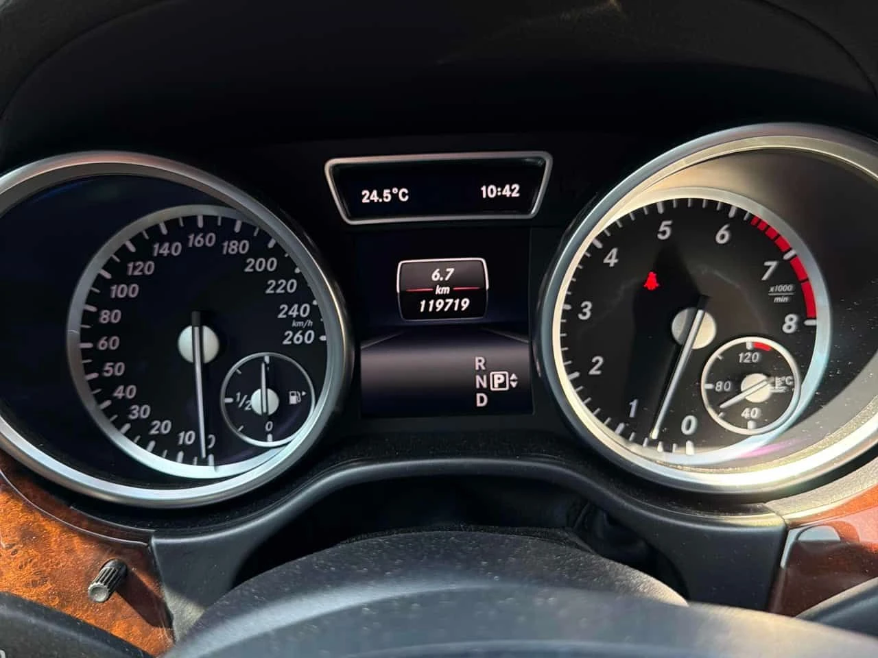 Mercedes-Benz GL 550 * CARFAX * ОБДУХВАНЕ * HARMAN * 360 КАМЕРА * , снимка 8 - Автомобили и джипове - 55355386