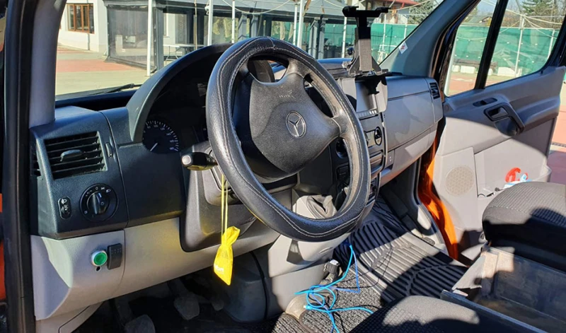 Mercedes-Benz Sprinter 311, снимка 6 - Бусове и автобуси - 52409578