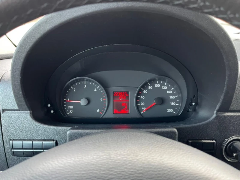 VW Crafter L2H2 TDi 136KC ЕВРО 5В * КЛИМА ОБСЛУЖЕН ПЕРФЕКТЕН, снимка 16 - Бусове и автобуси - 53060976